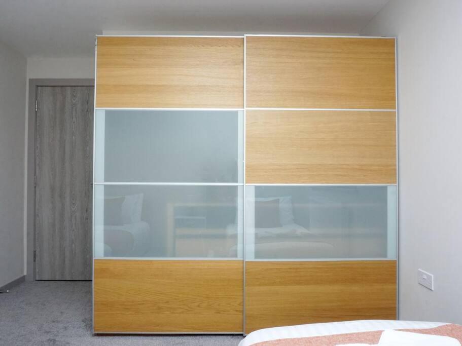Horizon House, Stunning 2-Bedroom Flat 1, Parking, Netflix, Oxford Ngoại thất bức ảnh