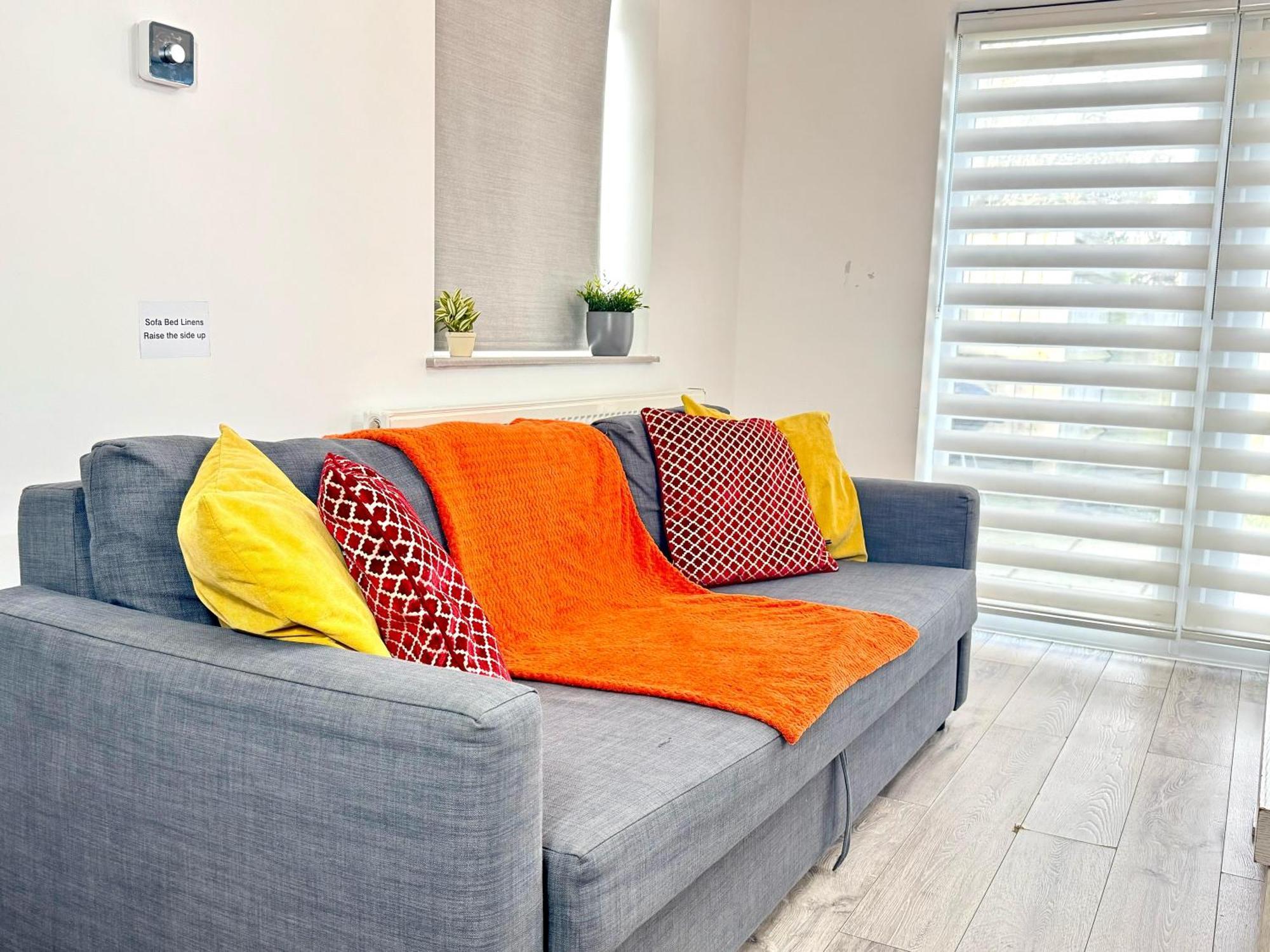 Horizon House, Stunning 2-Bedroom Flat 1, Parking, Netflix, Oxford Ngoại thất bức ảnh